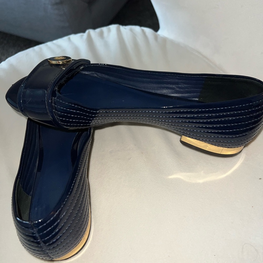 Tory Burch shoes size 8.๐น๐นโ๏ธโ๏ธ - Picture 4 of 9